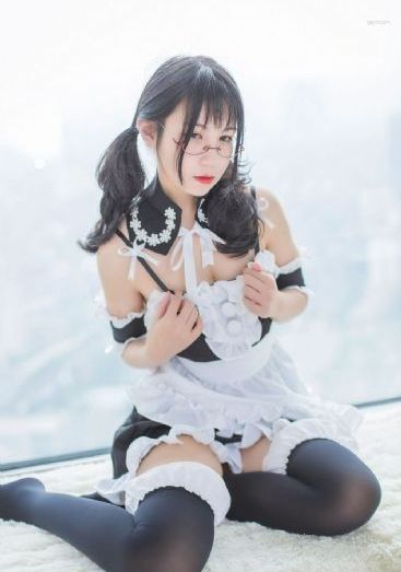 欧美西装男人激情_剧情片在线观看完整版