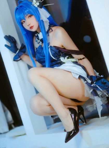 女主播深夜直播裸身_高清免费全集观看