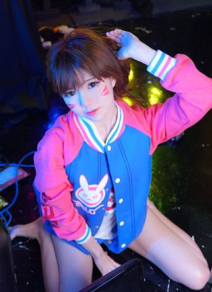 欧美潮喷集锦_蓝光免费观看视频