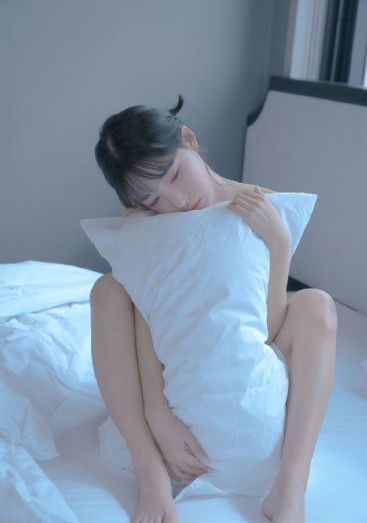 欧美美女文胸_完整无删减版