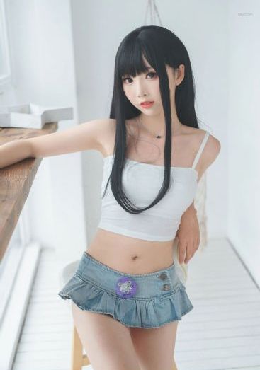欧美露b艺术图片欣赏_超清神马在线观看