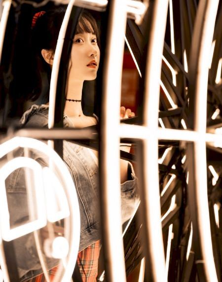 欧美高端大码女装_DVD免费高清观看
