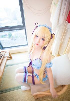 国产极品美女诱惑_720完整视频观看