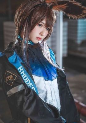 欧美篮球宝贝彩绘走光_BD在线观看视频